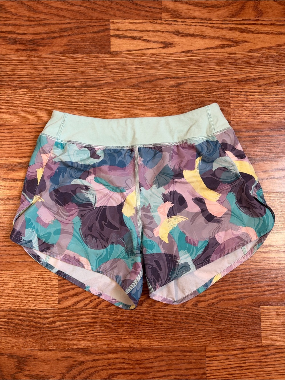 Athleta Girls Multicolor Abstract Print Running Shorts - light blue Waistband
